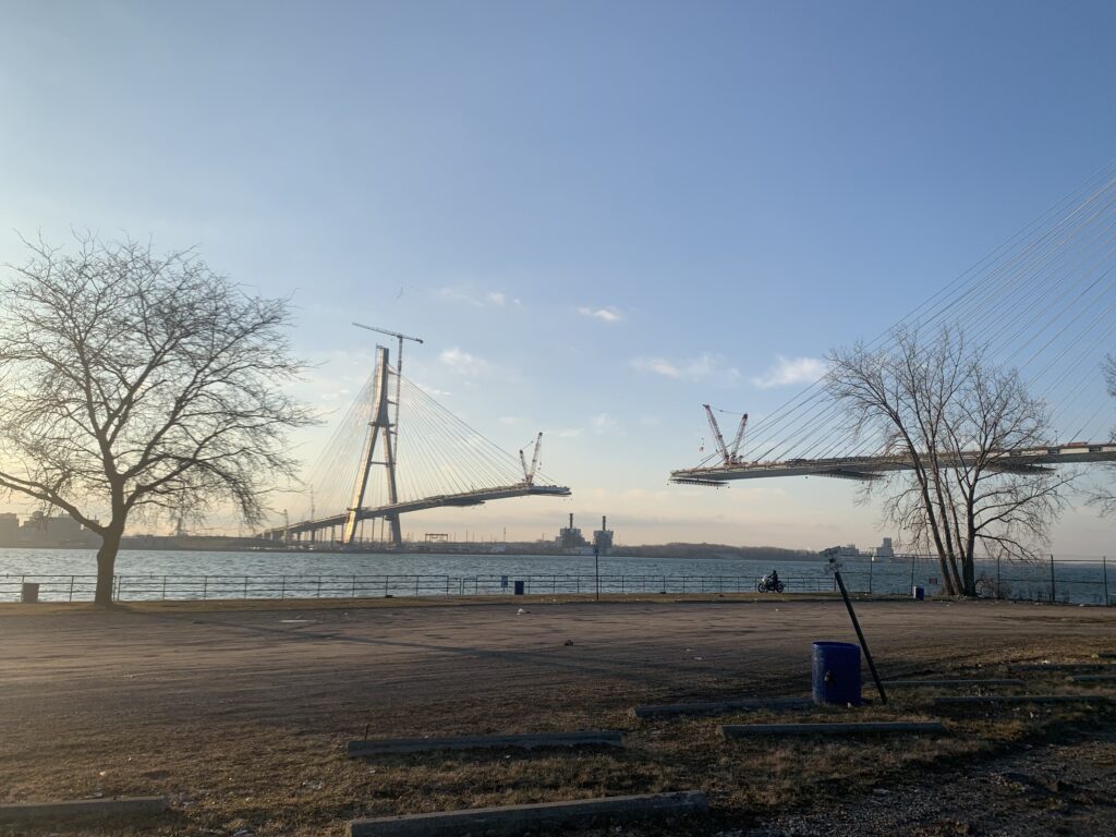 GORDIE HOWE INTERNATIONAL BRIDGE