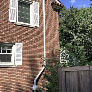 Managing the Trade-Offs between Vapor Intrusion Risk and Energy Efficiency